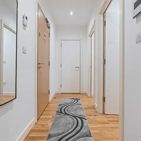 Centre Spacious 2 Bedroom Apartment Leeds (West Yorkshire)