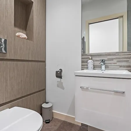 Centre Spacious 2 Bedroom * Leeds (West Yorkshire)