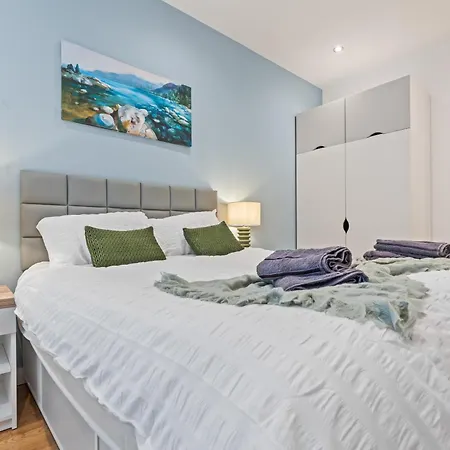 Centre Spacious 2 Bedroom Apartment Leeds (West Yorkshire)