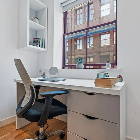 Centre Spacious 2 Bedroom Apartment Leeds (West Yorkshire)